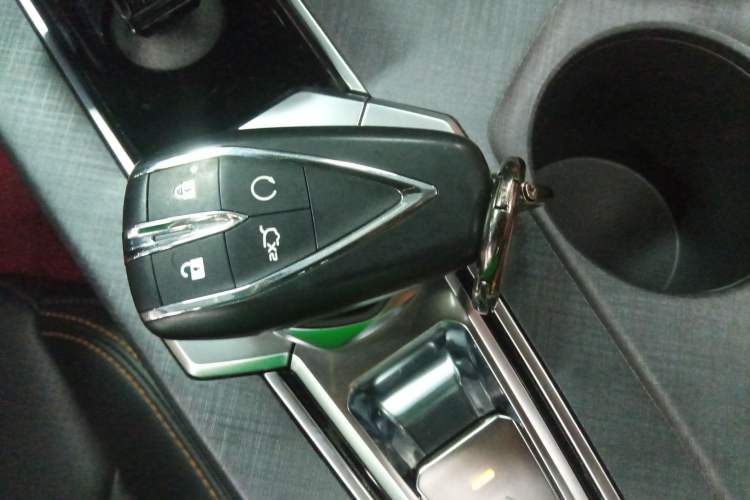 Used CHANGAN UNI-V iDD 2023 Zhidian iDD 1.5T 113km Smart & Fun Version (Rapid Edition)
