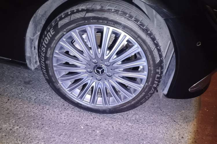 Used Mercedes-Benz E-Class 2021 Restyled E 300 L Luxury Edition
