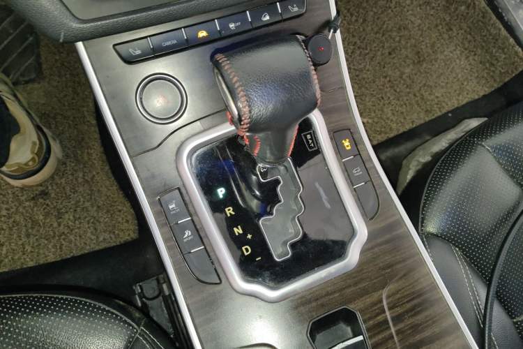 Used Land X7 2015 2.0T Panoramic Prestige Edition