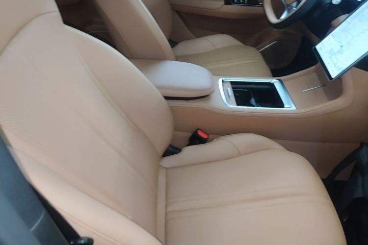 Used Geely Galaxy L7 2025 EM-i 115km Long-Range Version
