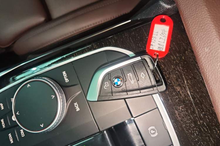 Used BMW 3 Series 2022 325Li M Sport Package Interior 1