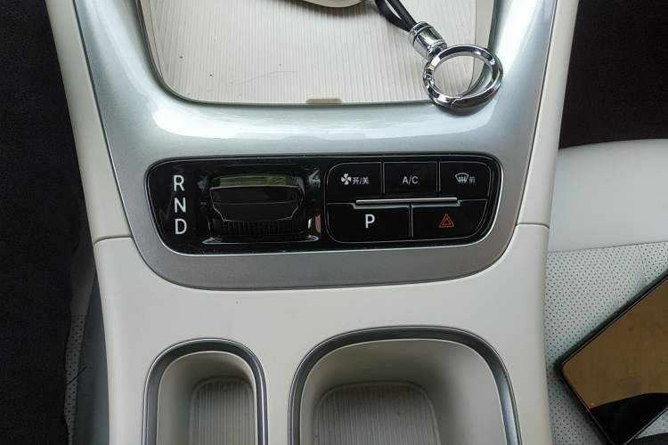 Used Geely Galaxy Geome 2025 310km Youth Edition Gear Lever