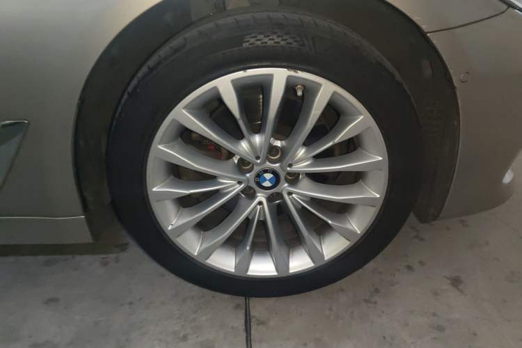 Used BMW 5 Series 2020 525Li Luxury Package
