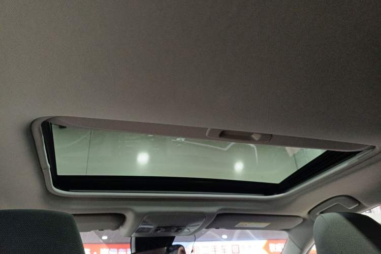 Used Toyota RAV4 2021 2.0L CVT Two-Wheel Drive Fashion Edition
