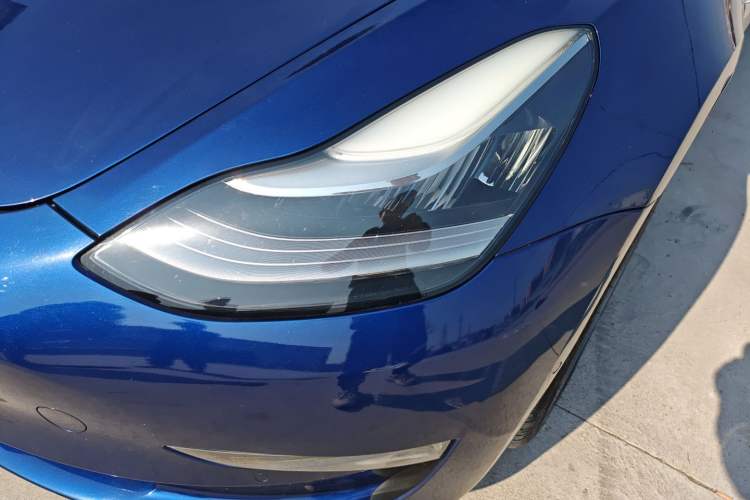 Used Tesla Model 3 2019 Long-Range All-Wheel-Drive Version