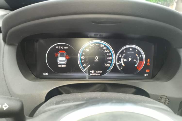 Used Jaguar F-PACE 2016 2.0T Two-Wheel-Drive R-Sport Sport Edition Instrument Cluster