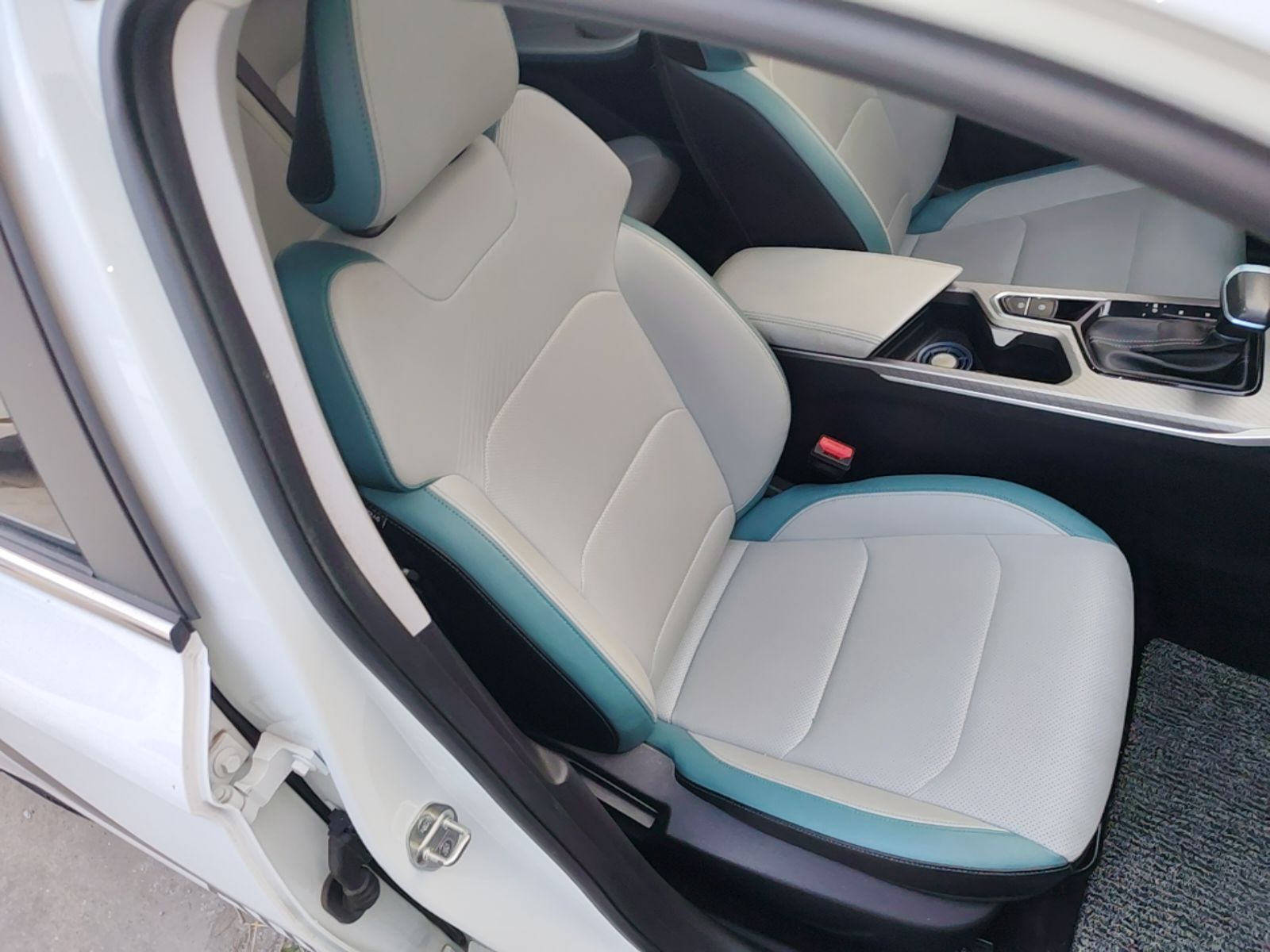 Geely Auto Emgrand 2023 4th Generation Champion Edition 1.5L CVT Flagship Model — снимка 19