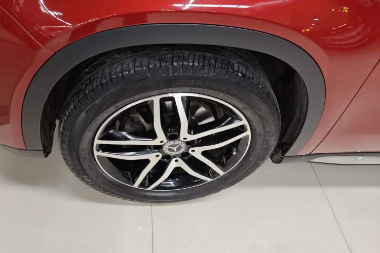 Used Mercedes-Benz GLA 2017 GLA 200 Fashion Model Left Front Wheel Hub