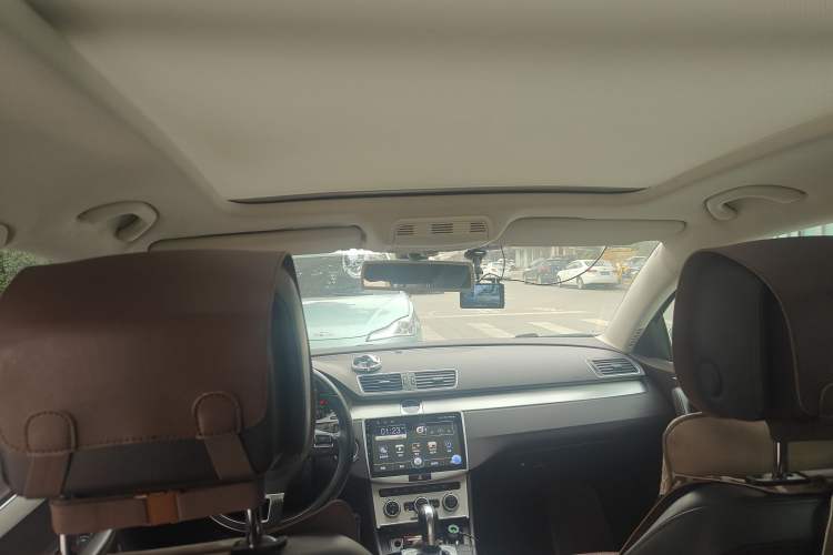 Used Volkswagen Magotan 2012 Travel Edition 2.0 TSI 4x4 Comfort Version Headliner