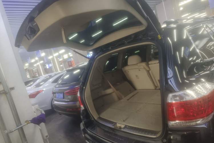 Used Toyota Highlander 2012 2.7L Two-Wheel Drive 7-Seater Luxury Edition