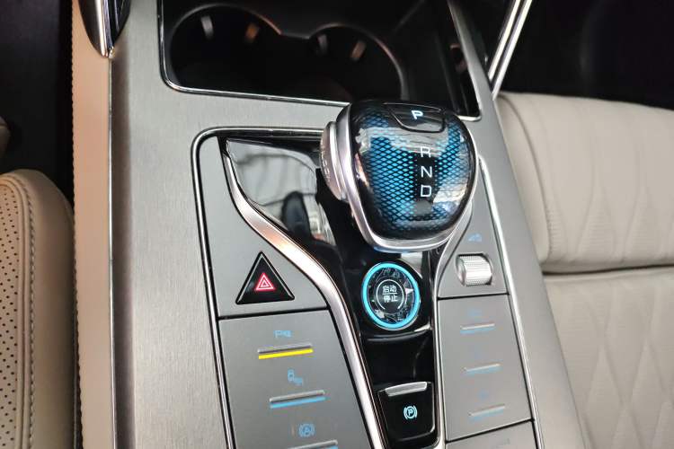 Used BYD Tang New Energy 2024 EV Champion Edition 600KM Deluxe Model