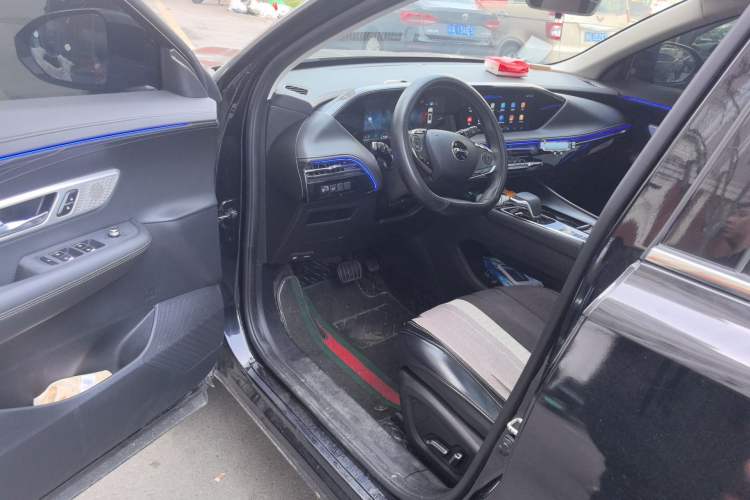 Used Dongfeng Aeolus Huge 2024 Mach Power 1.5T Premium Model
