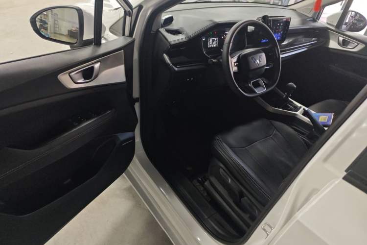 Used Wuling Jiachen 2022 1.5L Manual Enjoyment Elite Model