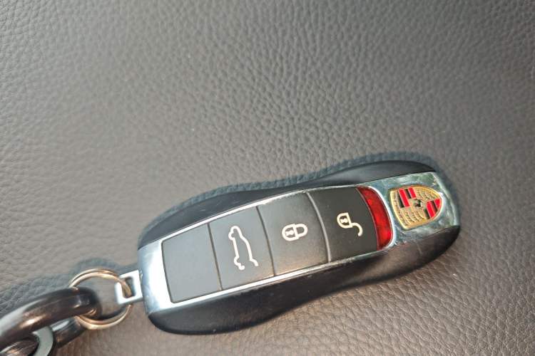 Used Porsche Macan 2017 Macan 2.0T Vehicle Key