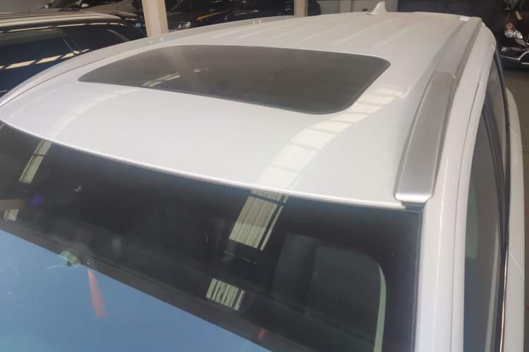 Used Mitsubishi Outlander 2019 2.4L 4x4 Zhi Xiang Edition 7 Seats China VI Standard