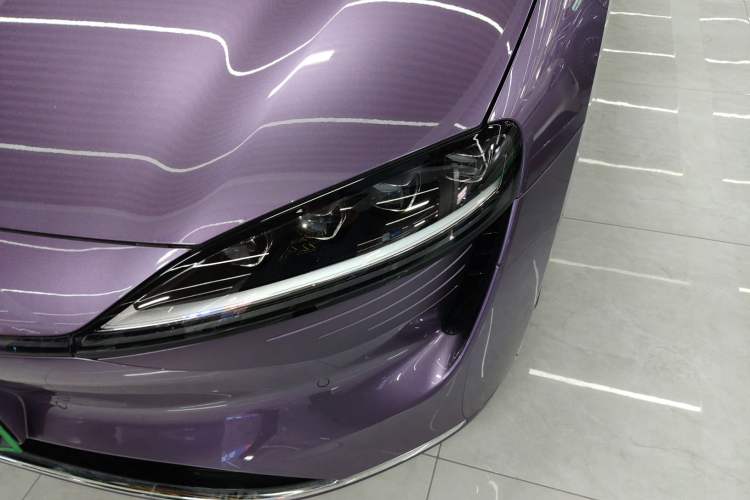 Used Hima Luxeed S7 2025 785 km Ultra