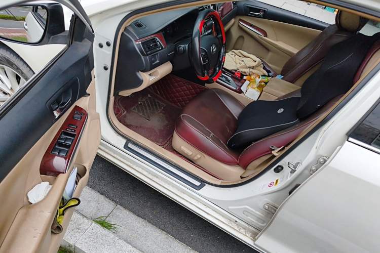 Used Toyota Camry 2013 2.0G Comfort Edition
