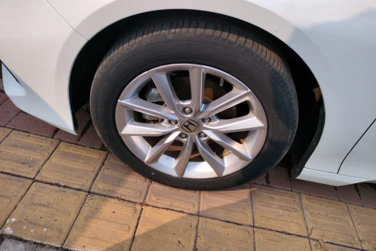 Used Honda Accord 2022 260TURBO Luxury Edition Left Front Wheel Hub