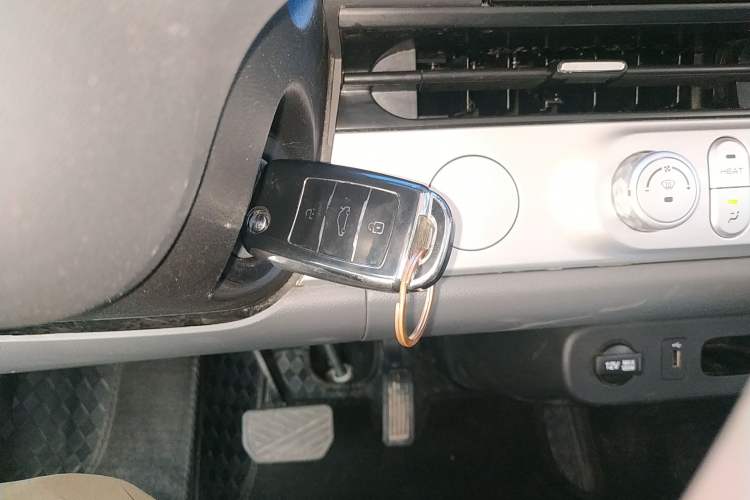 Used CHANGAN NEVO Lumin 2023 205km Xiangqin Version Vehicle Key