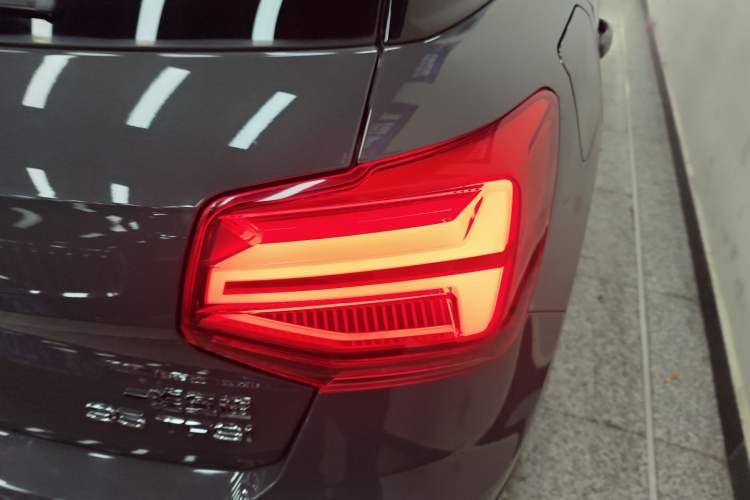 Used Audi Q2L 2021 35 TFSI Fashion Dynamic Model
