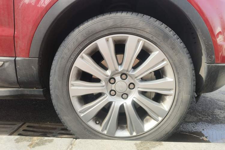 Used Land Rover Range Rover Evoque 2018 240 PS SE Smart Brilliance Edition
