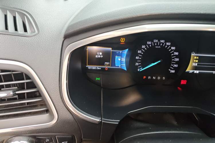 Used Ford Edge 2016 EcoBoost 245 Four-Wheel Drive Titanium Edition 7-Seater
