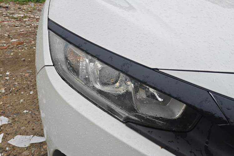 Used Honda Civic 2016 220TURBO CVT Luxury Edition
