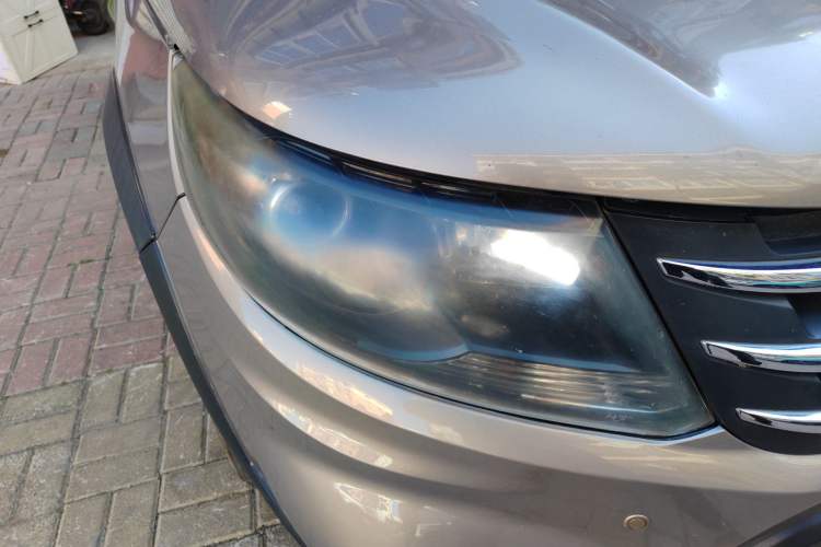 Used FORTHING Joyear X5 2013 1.6L Manual Luxury Model China V Standard
