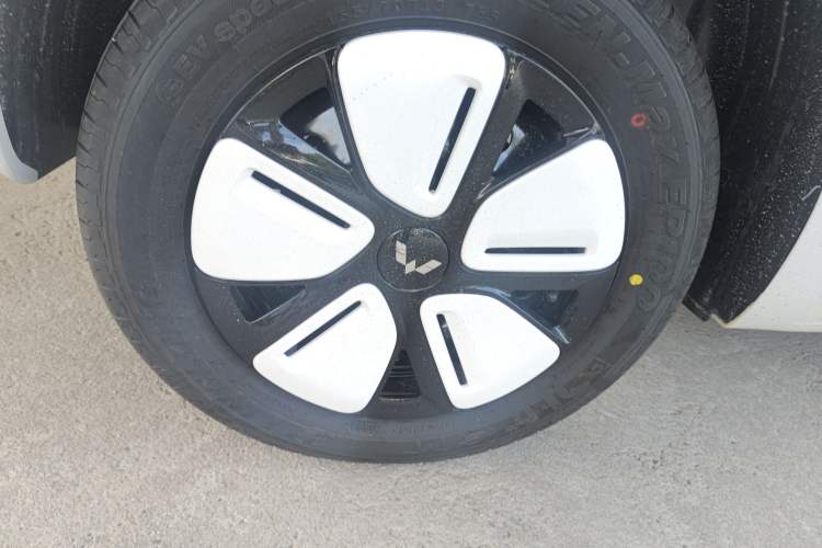 Used Wuling Hongguang MINIEV 2025 Four-Door Version Advanced Edition