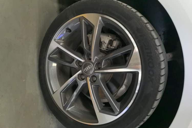 Used Audi A4L 2020 40 TFSI Fashion Dynamic Model Exterior 4