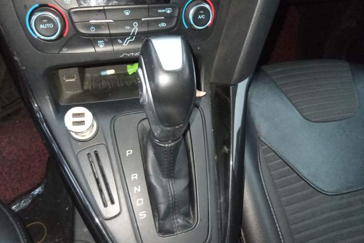 Used Ford Focus 2015 Sedan 1.6L Automatic Trend Model