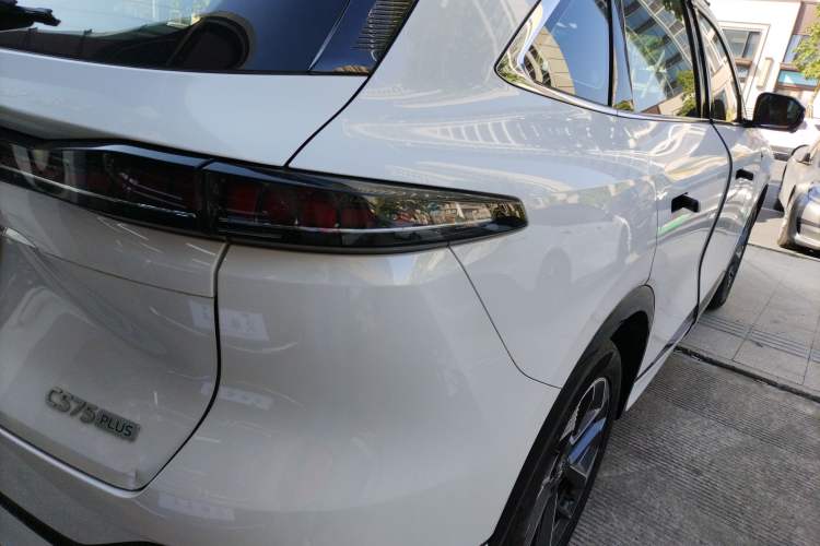 Used Changan CS75 PLUS 2025 4th Generation 1.5T New Blue Whale Smart Luxury Edition
