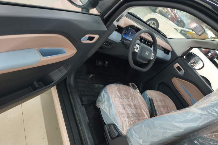 Used Chery New Energy QQ Ice Cream 2025 155km Sundae Edition