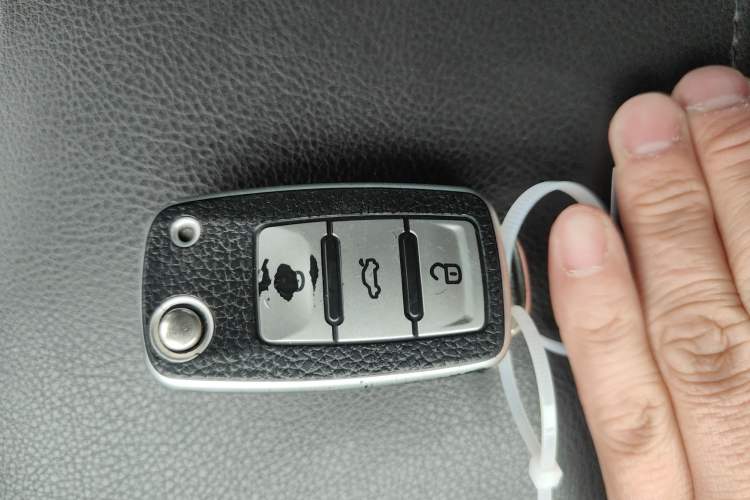 Used Volkswagen Passat 2013 1.8TSI DSG Prestige Edition Vehicle Key