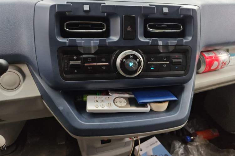 Used SRM New Energy E3L 2024 Standard 6-Seater Bus
