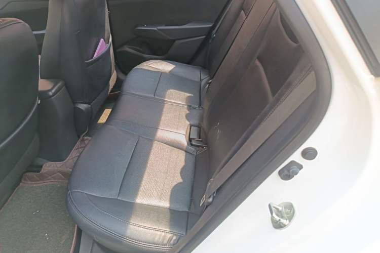 Used Hyundai Verna (new generation) 2016 1.4L Automatic Cool Edition GLS Left Rear Seat