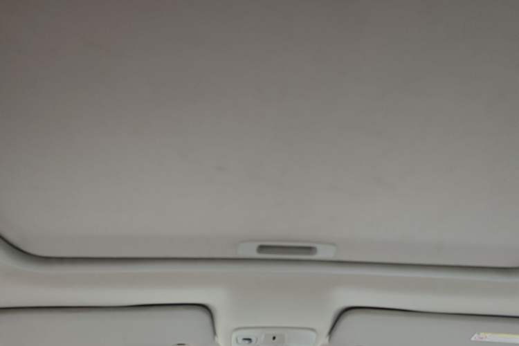 Used Citroen C5 2011 2.3L Automatic Zunyu Version Headliner