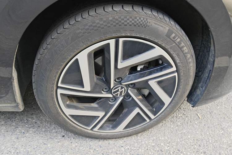 Used Volkswagen Sagitar 2025 300TSI DSG Excellence Edition Exterior 4