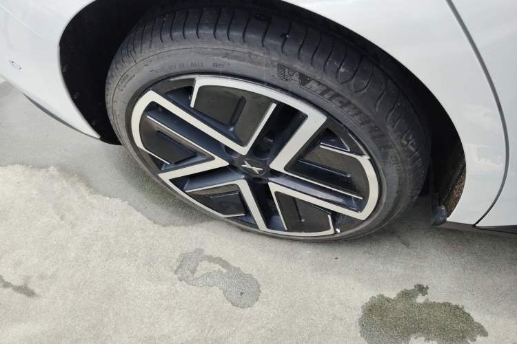 Used XPeng MONA M03 2025 600 with Ultra-Long Range Max Right Rear Wheel Hub