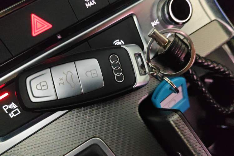 Used Audi A6L 2020 45 TFSI quattro Prestige Elegant Edition Vehicle Key