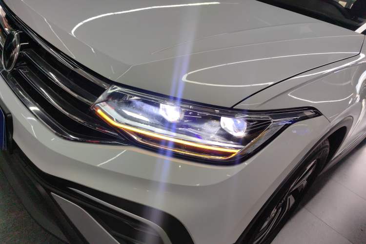 Used Volkswagen Tiguan L 2023 330TSI Automatic Two-Wheel Drive Smart Edition