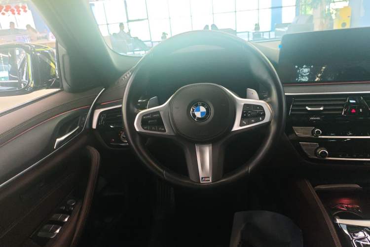 Used BMW 5 Series 2022 Restyled 530Li Leading Edition M Sport Package Steering Wheel