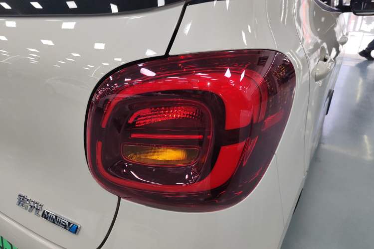 Used Wuling Hongguang MINIEV 2025 Four-Door Version Advanced Edition