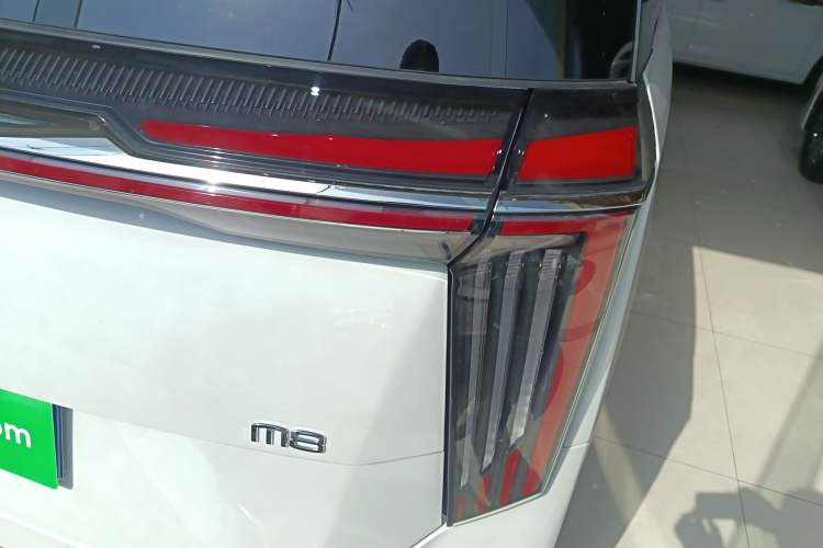 Used GAC Trumpchi M8 2023 Zongshi Series 400T Flagship Edition Right Rear Taillight