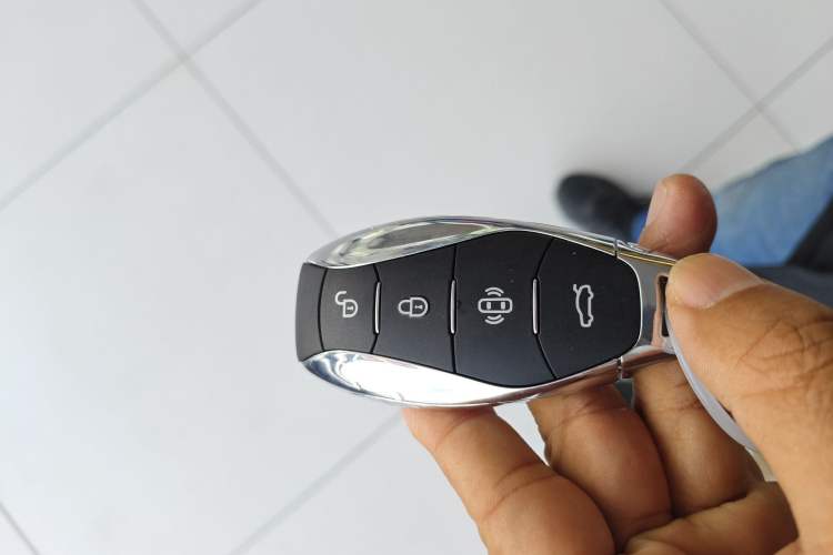 Used Hongqi EH7 2025 600 Smart Selection Edition