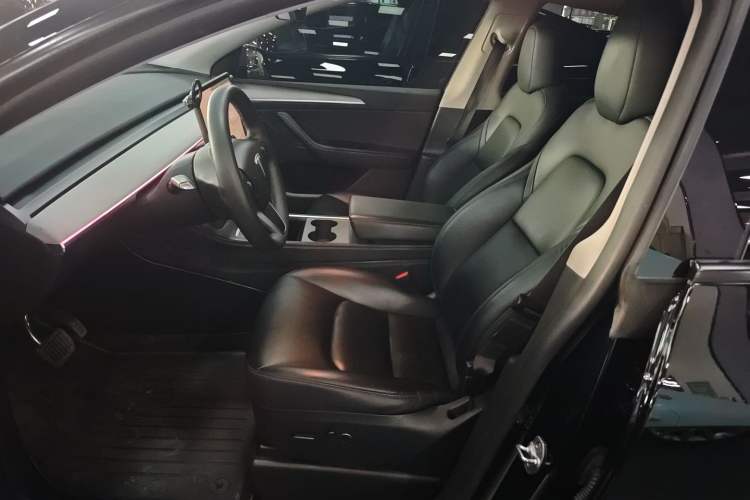 Used Tesla Model Y 2023 Rear-Wheel-Drive Version