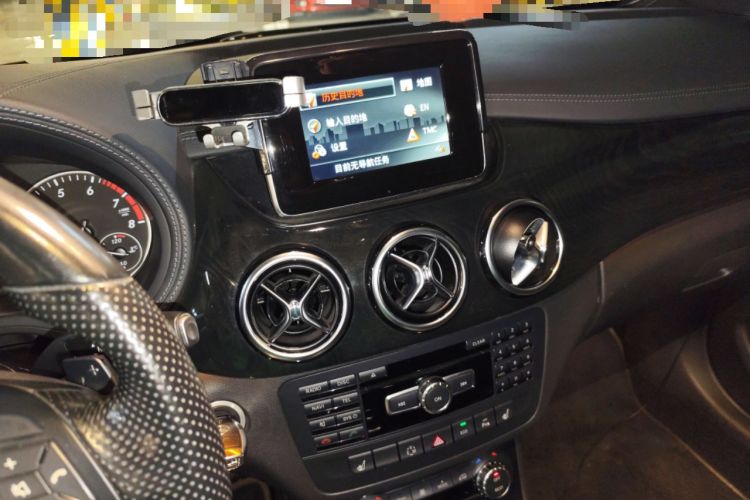 Used Mercedes-Benz B-Class 2013 B 260 Audio And AC Panel