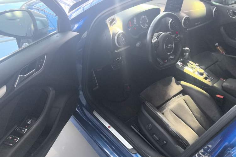 Used Audi S3 2015 S3 2.0T Limousine
