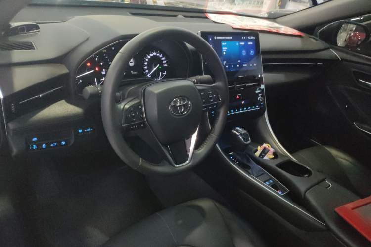 Used Toyota Avalon 2023 2.0L Luxury Edition