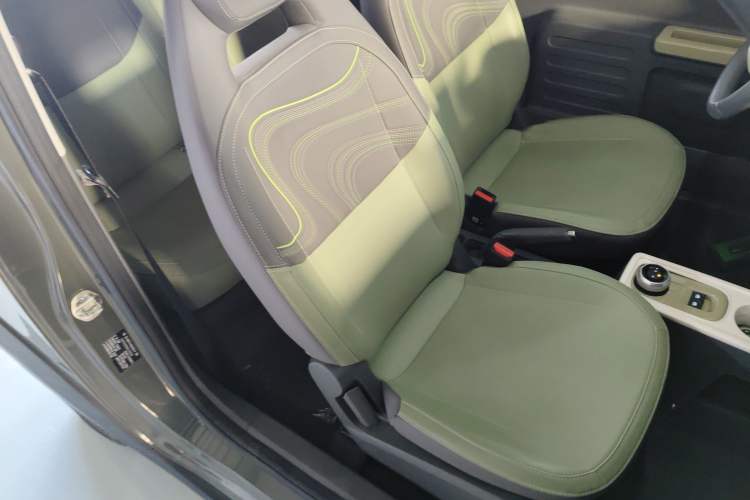 Used Geely Galaxy Panda 2024 200km Panda Rider
